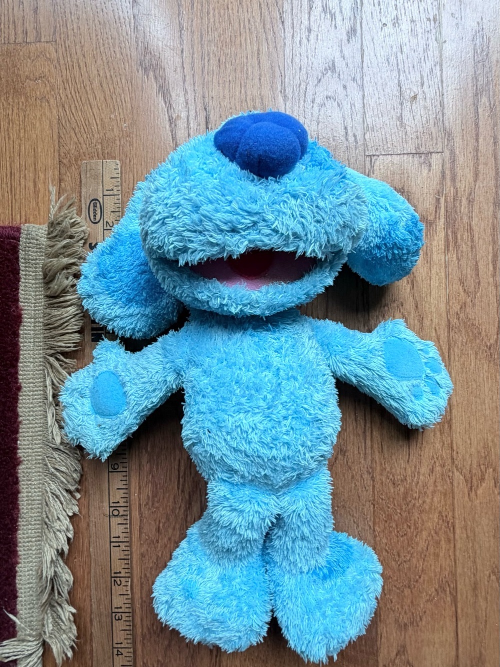 vintage Blue's Clues plush toy, possibly the "So Much to Say" talking doll 2003 - Picture 9 of 9